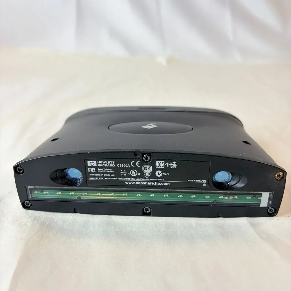 Hewlett Packard HP CapShare 910 Information Appliance C6301B Power On W/Box